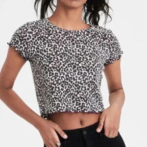 American Eagle Leopard Print Crop Top Size Large